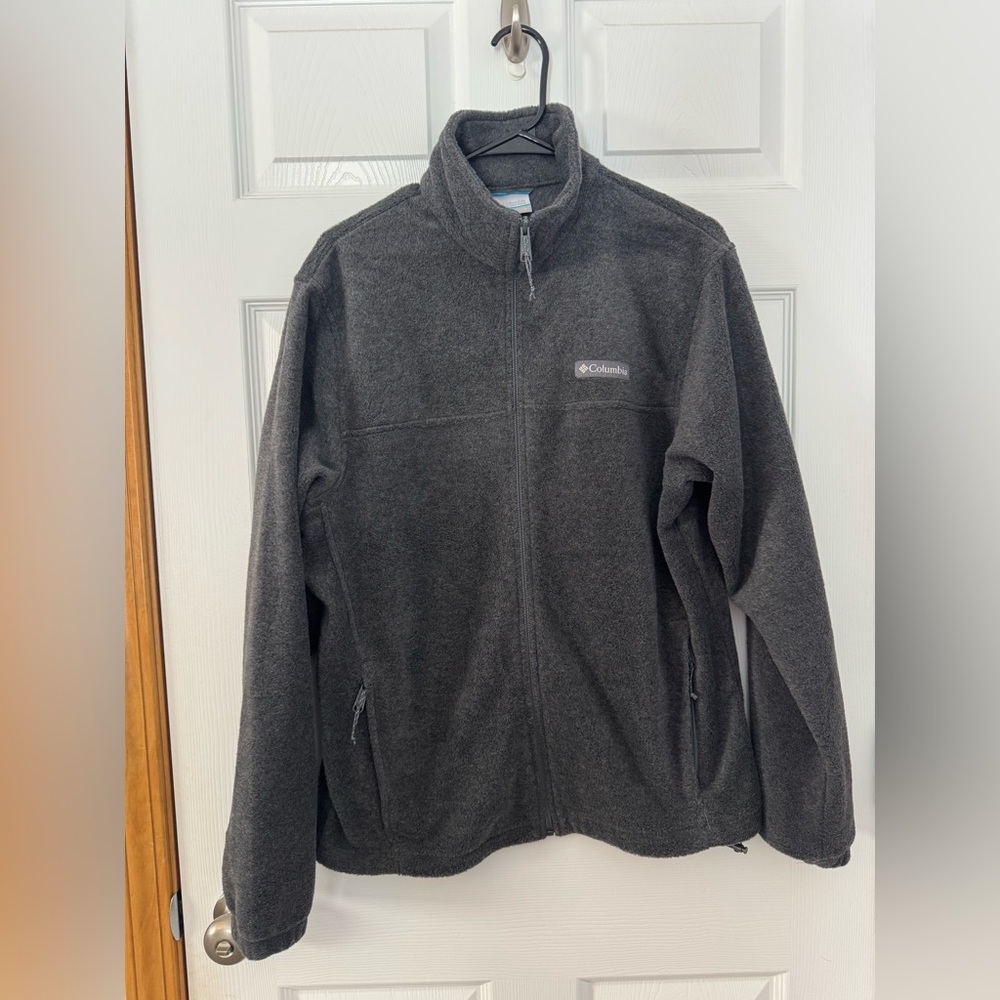 Columbia men’s fleece jacket.